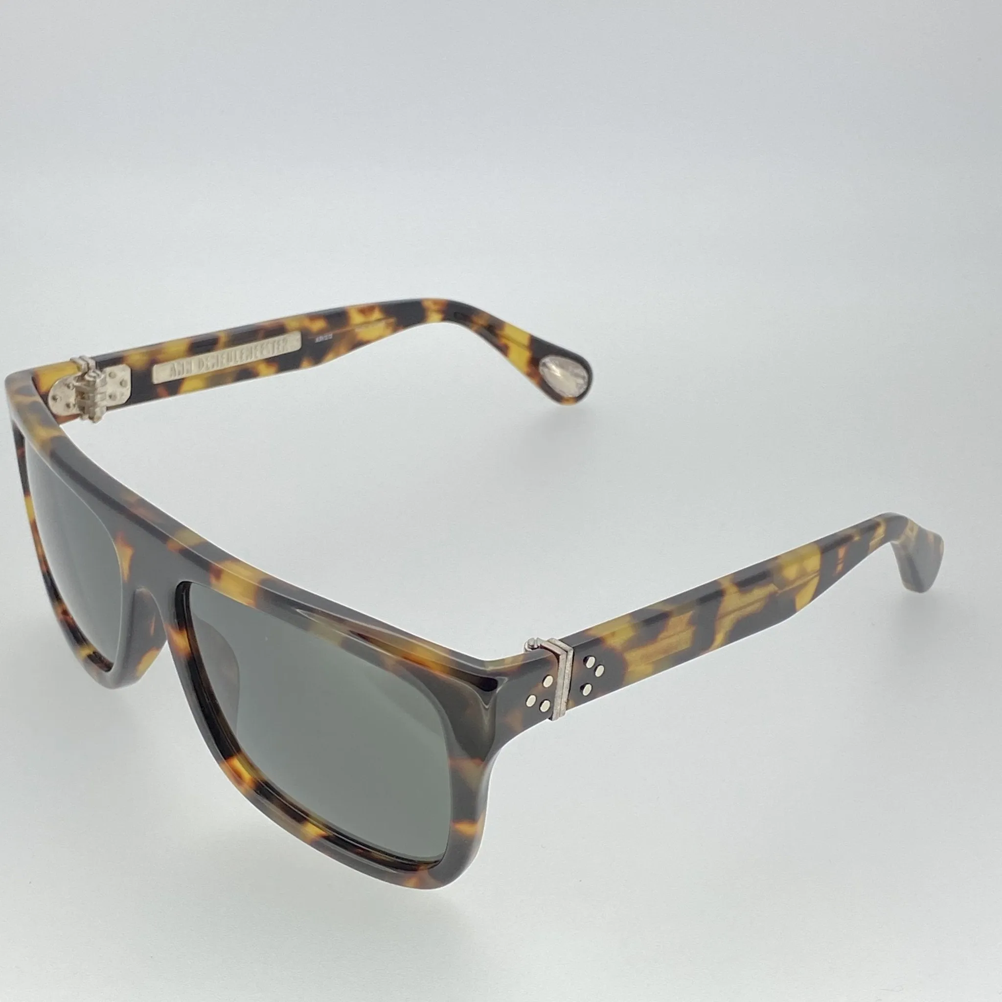 Ann Demeulemeester Men's Sunglasses Flat Top Tortoise and Grey AD2C2SUN
