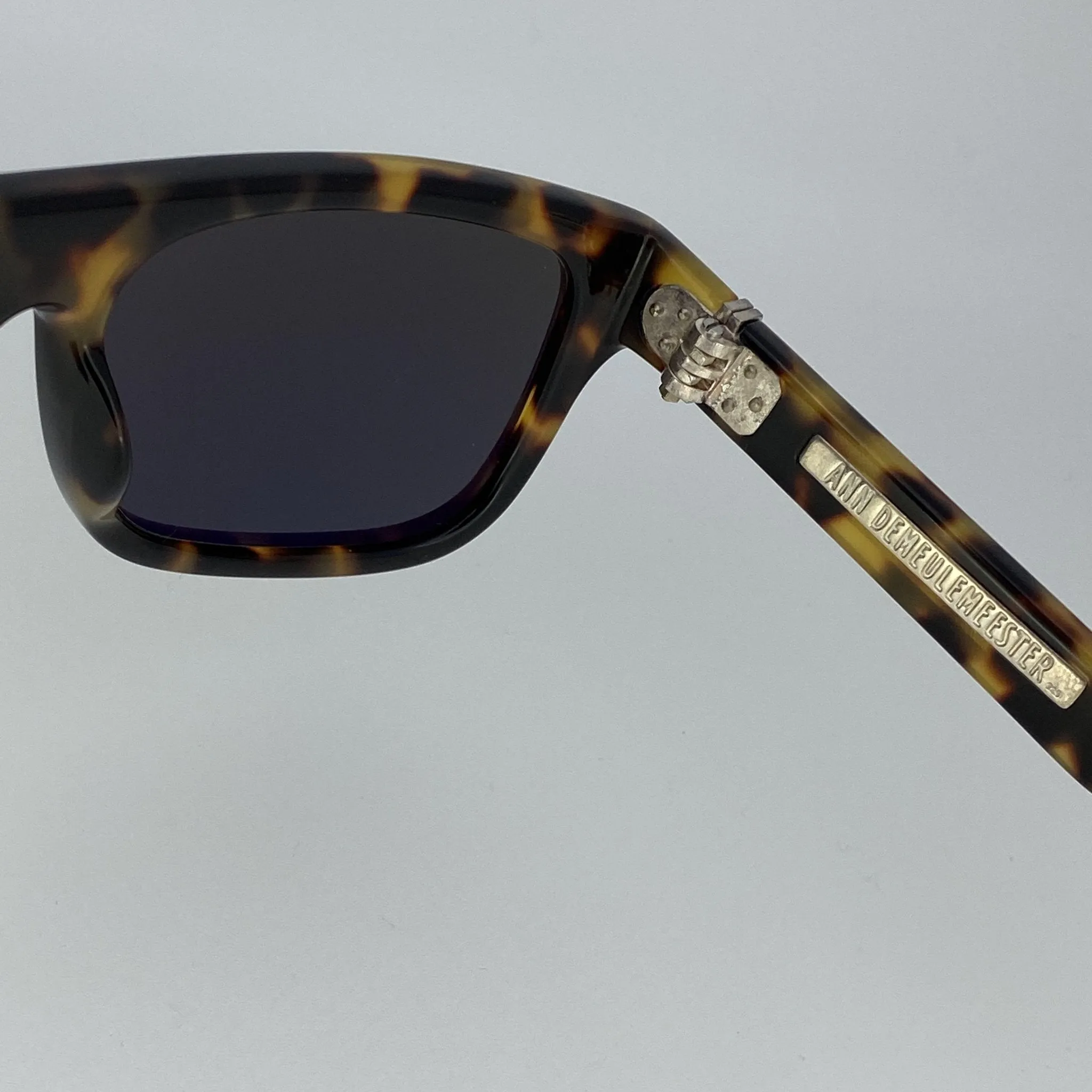Ann Demeulemeester Men's Sunglasses Flat Top Tortoise and Grey AD2C2SUN