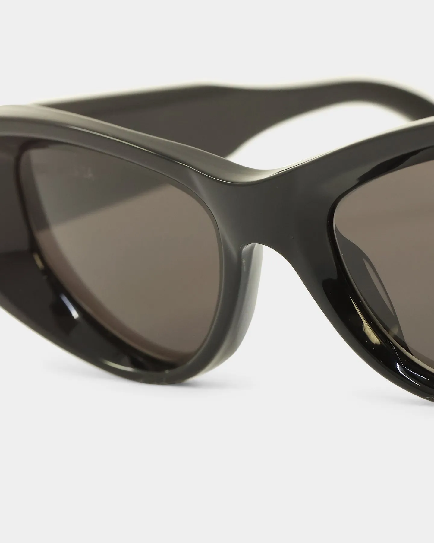 Balenciaga BB0243S001 Black