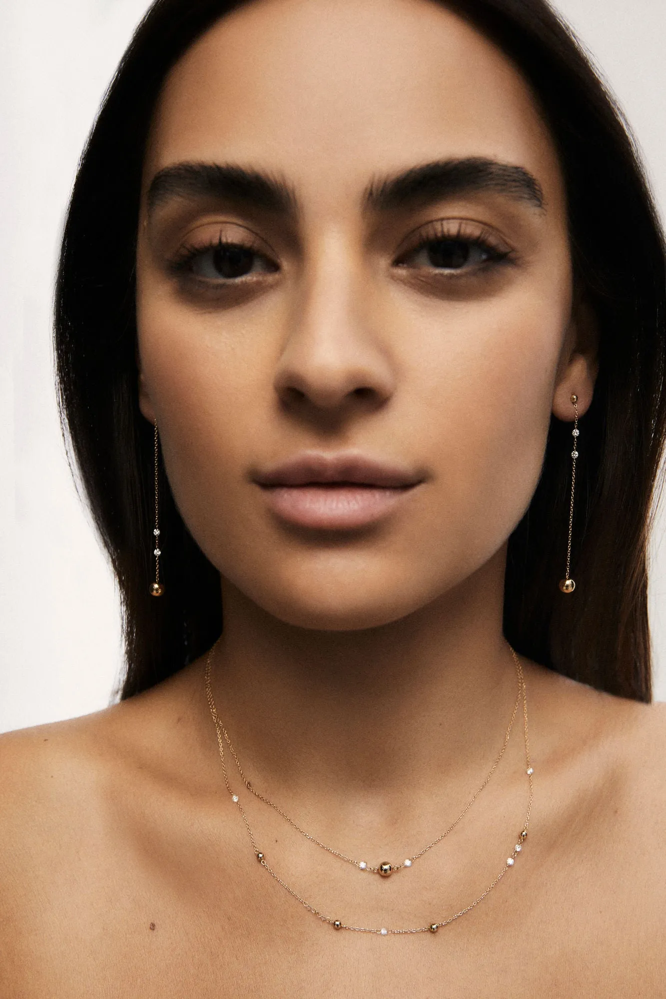 Chain Cascade Nude 18K Gold Earrings w. Lab-Grown Diamonds
