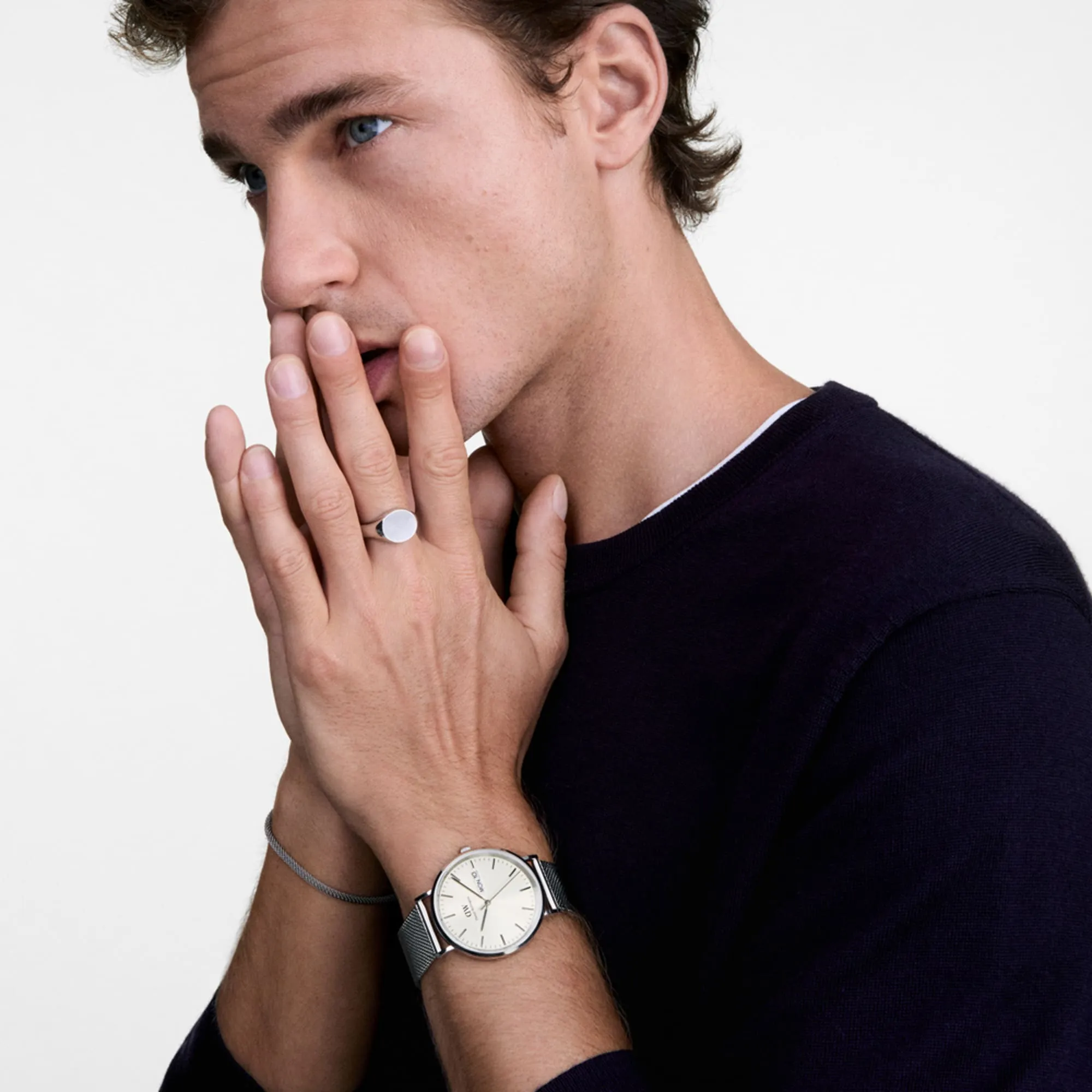 Classic Day Display Sterling Champagne Daniel Wellington