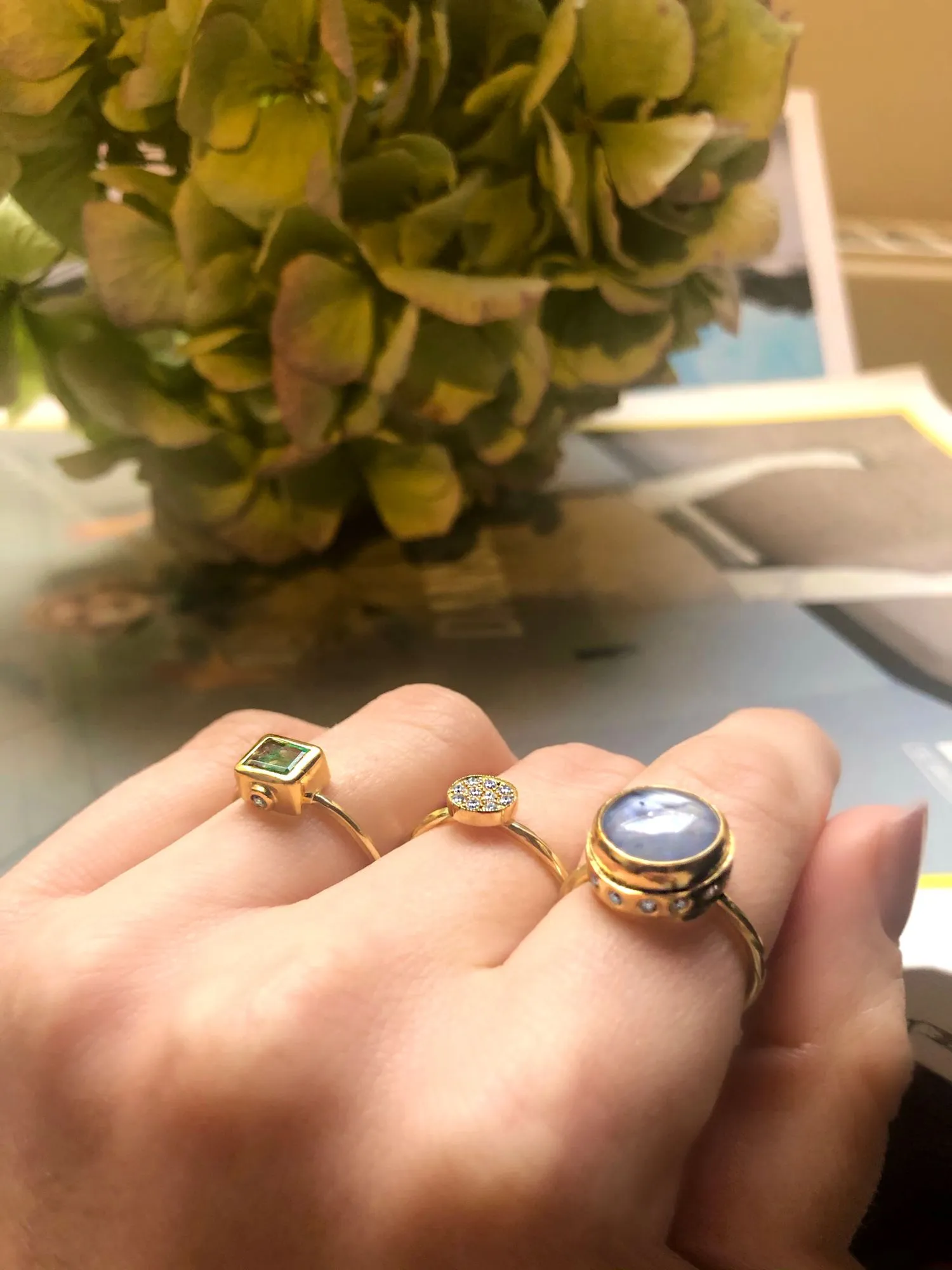 Cocktail 18K Gold Ring w. Sapphire & Diamond