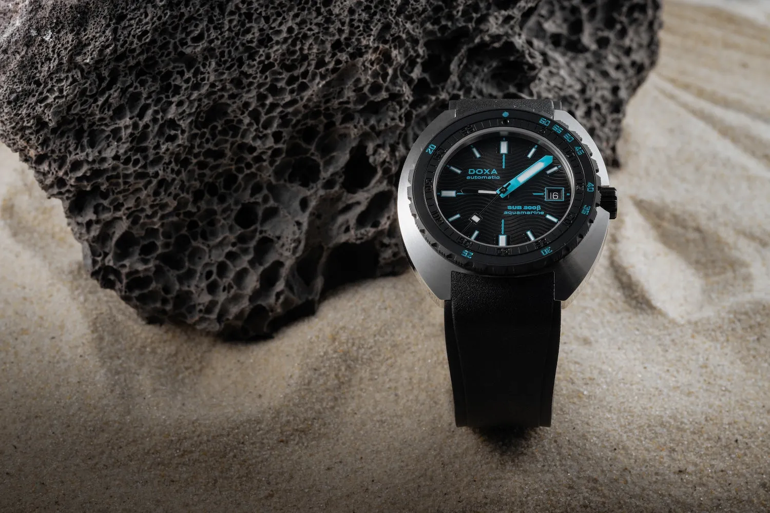 Doxa SUB 300 Beta Ceramic Steel Aquamarine Rubber Black Watch