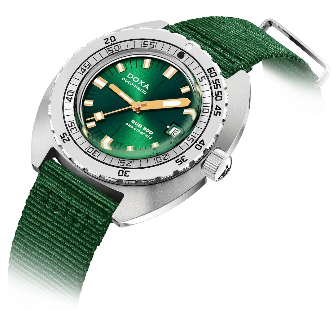 Doxa SUB 300 Sea Emerald Nato Watch