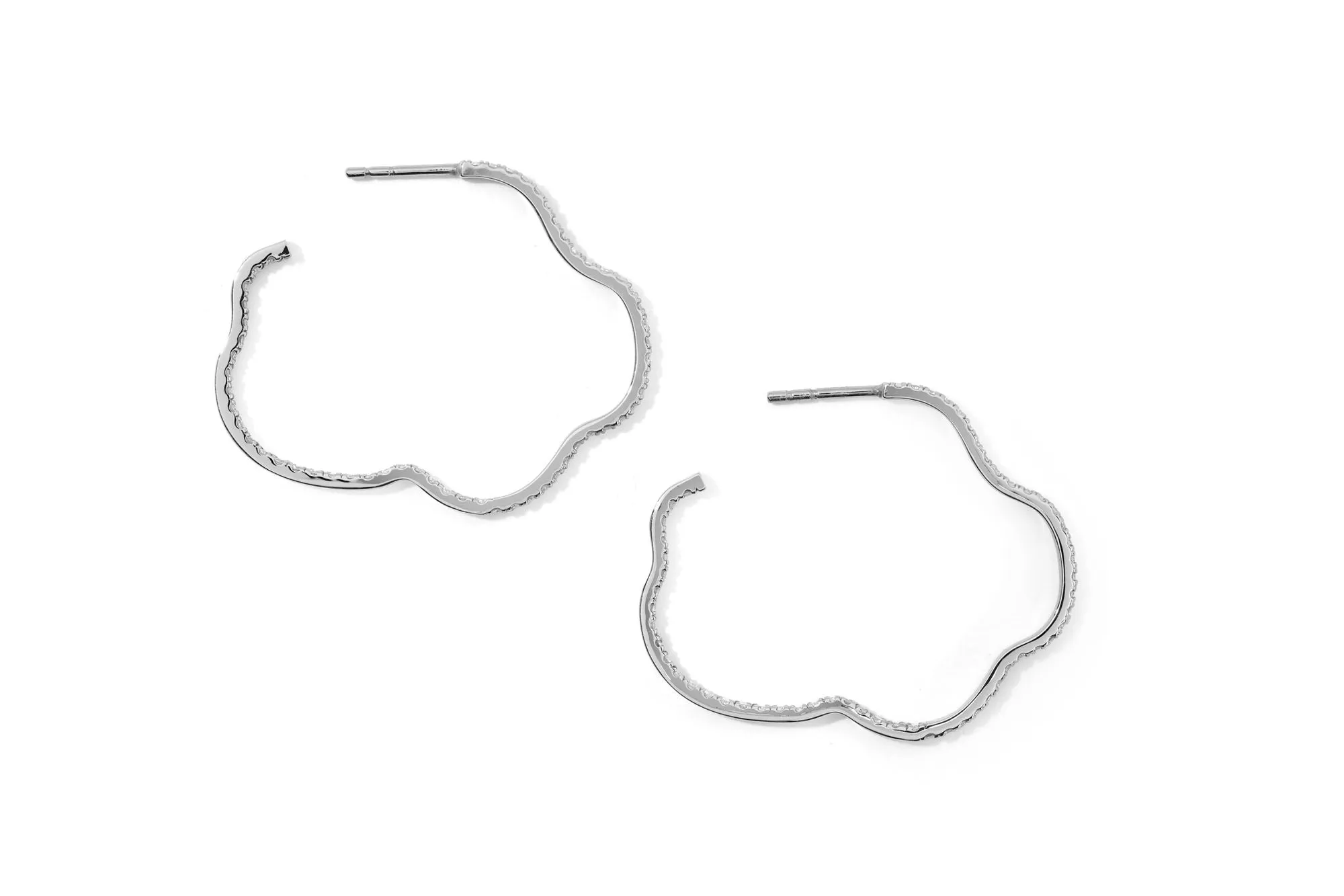 Golden Cloud 18K Whitegold Hoops w. Diamonds