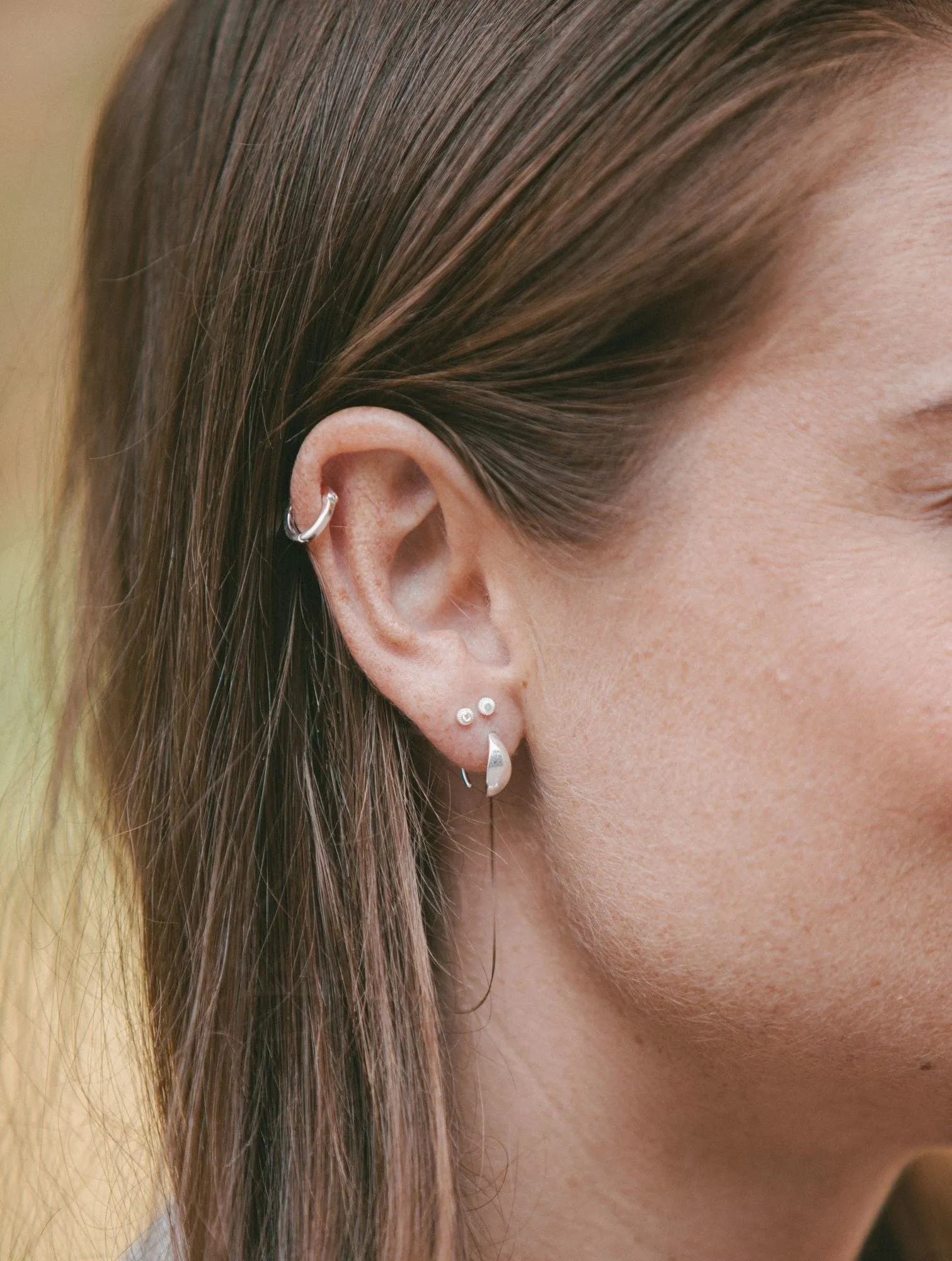 IX Iris Hoops