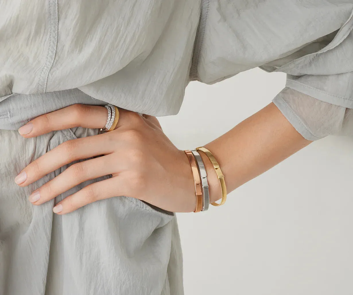 Marco Bicego Masai 18ct Yellow Gold Thin Coil Bangle