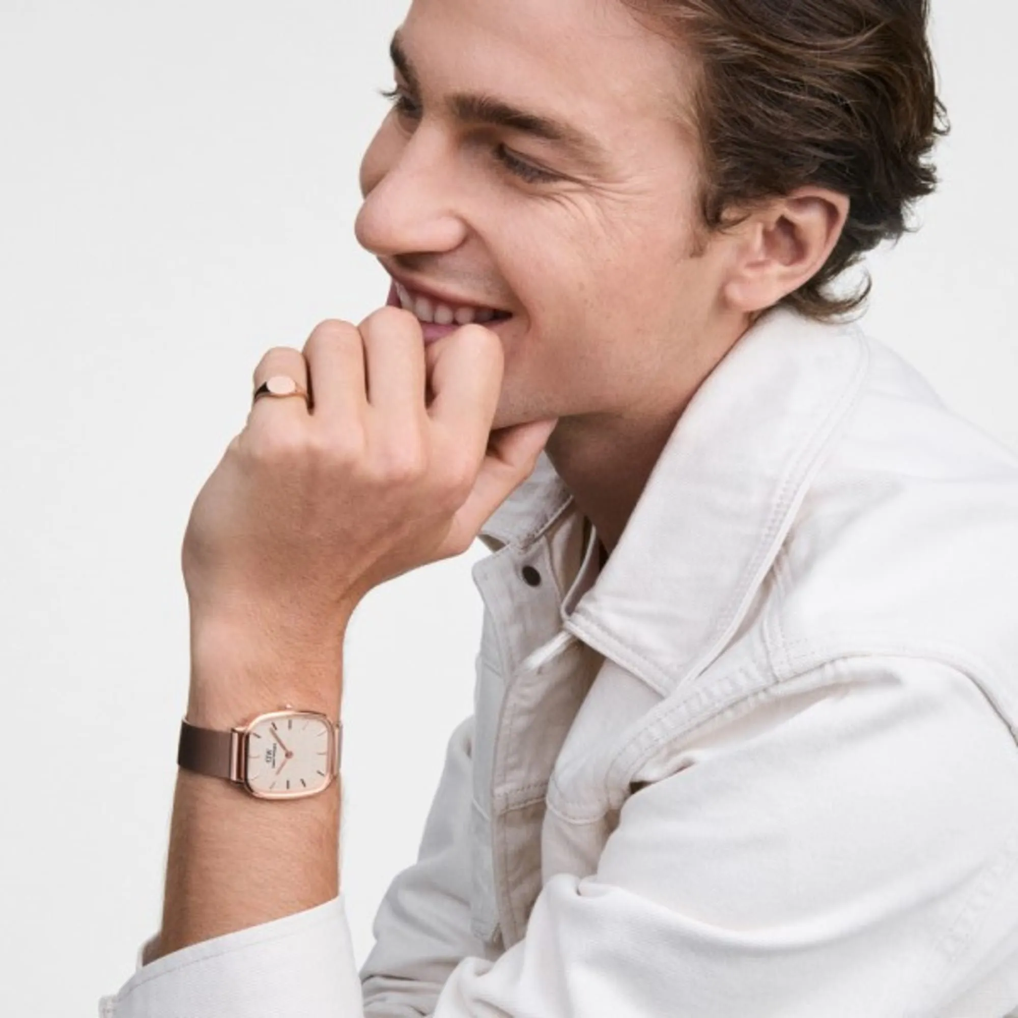 Marlon Melrose Linen Daniel Wellington