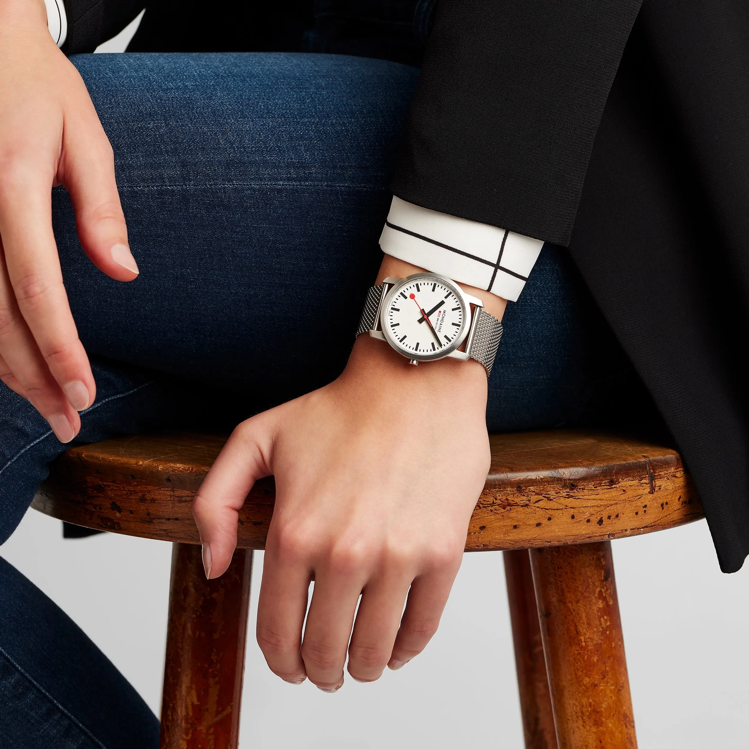Mondaine Simply Elegant Unisex White Watch A400.30351.16SBZ