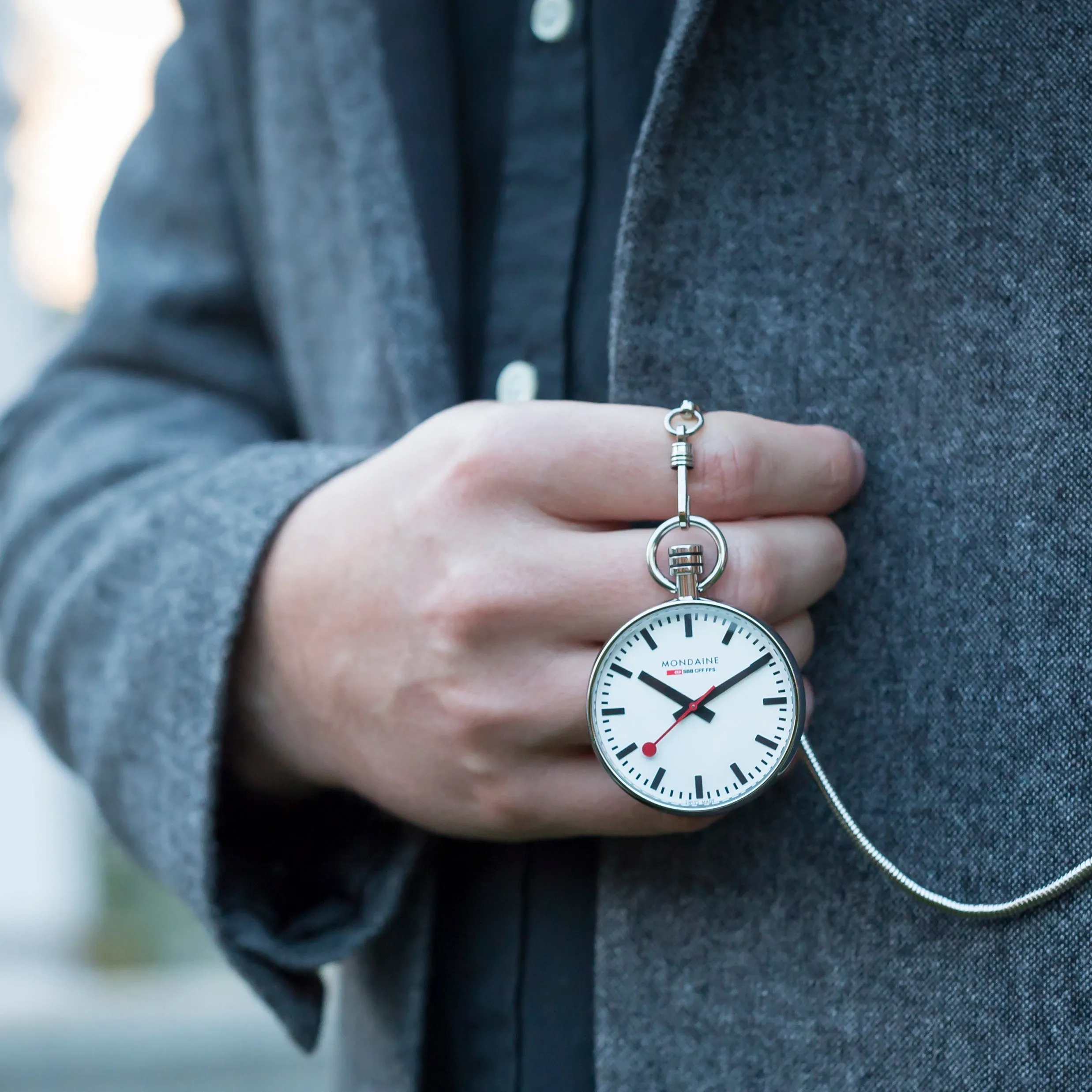 Mondaine Unisex White Pocket Watch A660.30316.11SBB