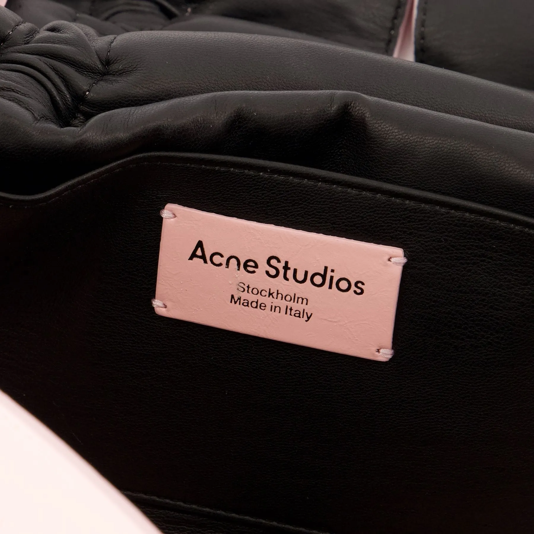 Multipocket Lux Shoulder Bag - Acne Studios - Leather - Pink