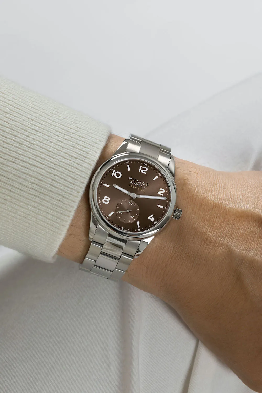 Nomos Glashutte Club Sport Neomatik 39 Tabac Sapphire Crystal Watch