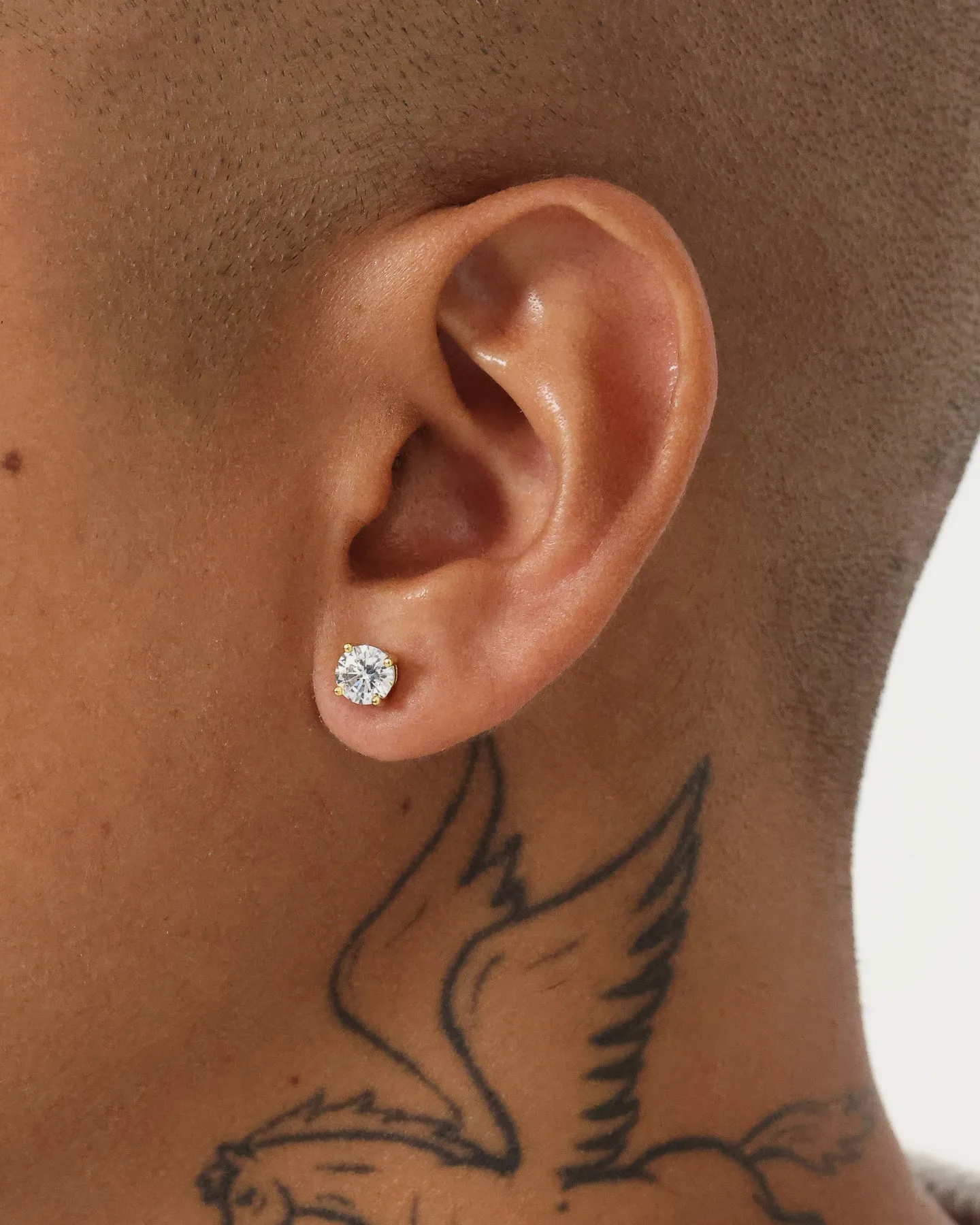 NXS Round Cut Earrings Gold