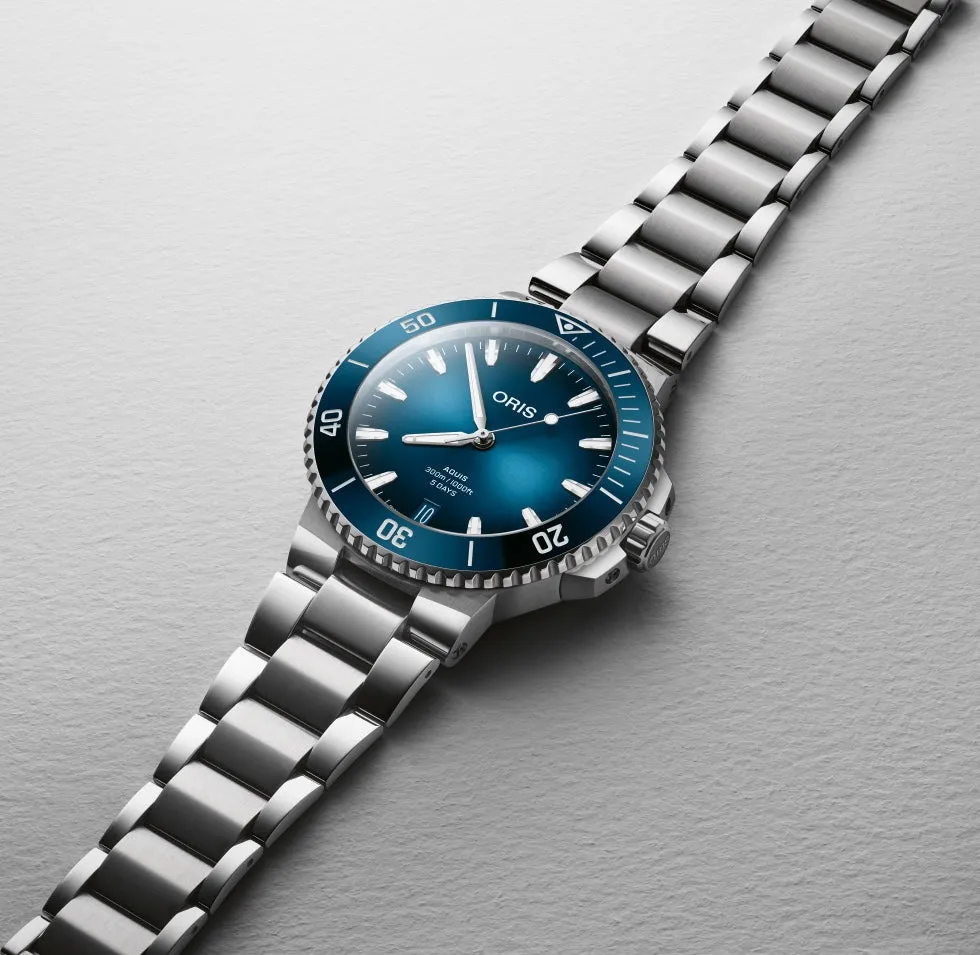 Oris Aquis Date Calibre 400 43.5mm Watch