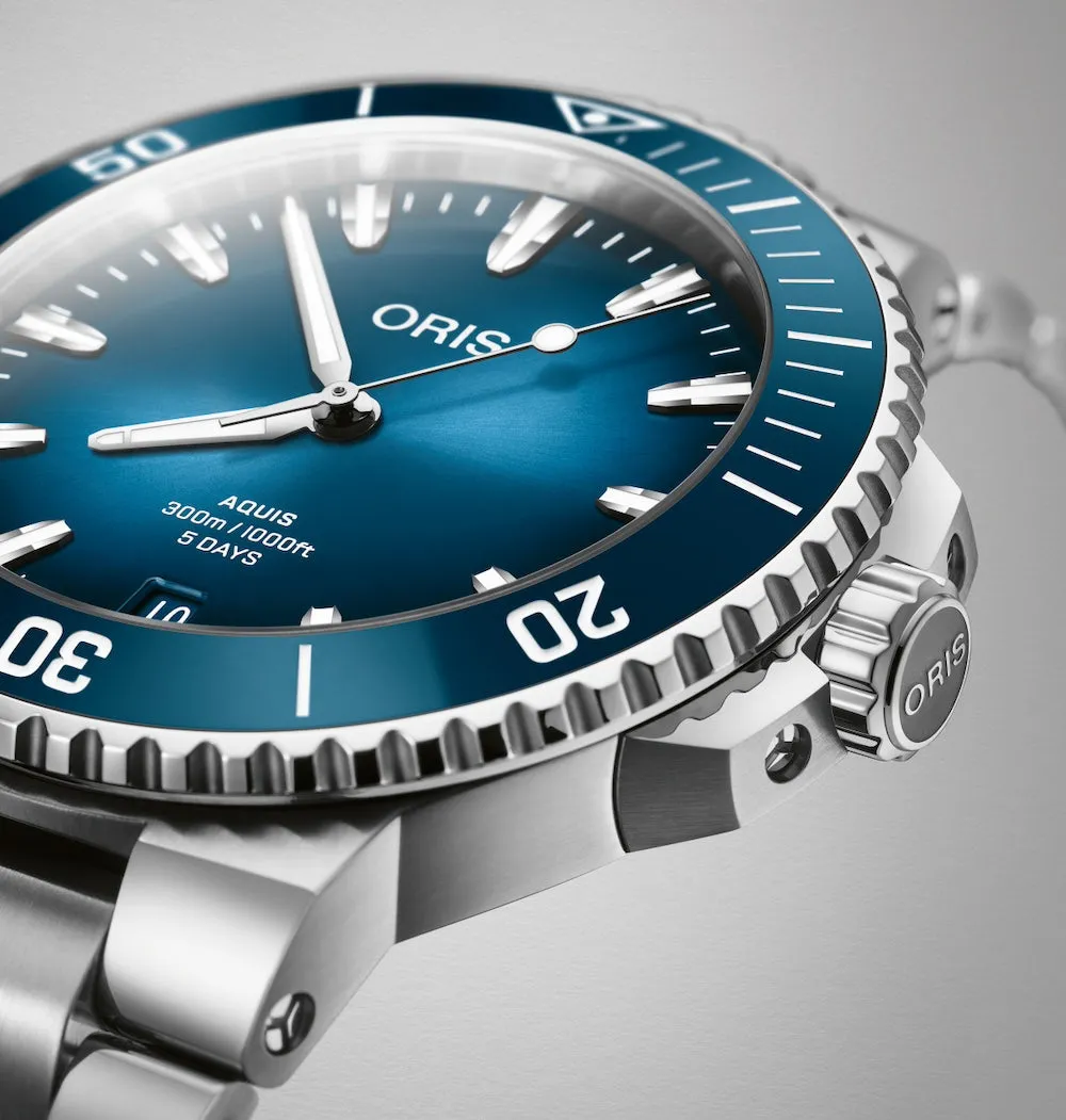 Oris Aquis Date Calibre 400 43.5mm Watch