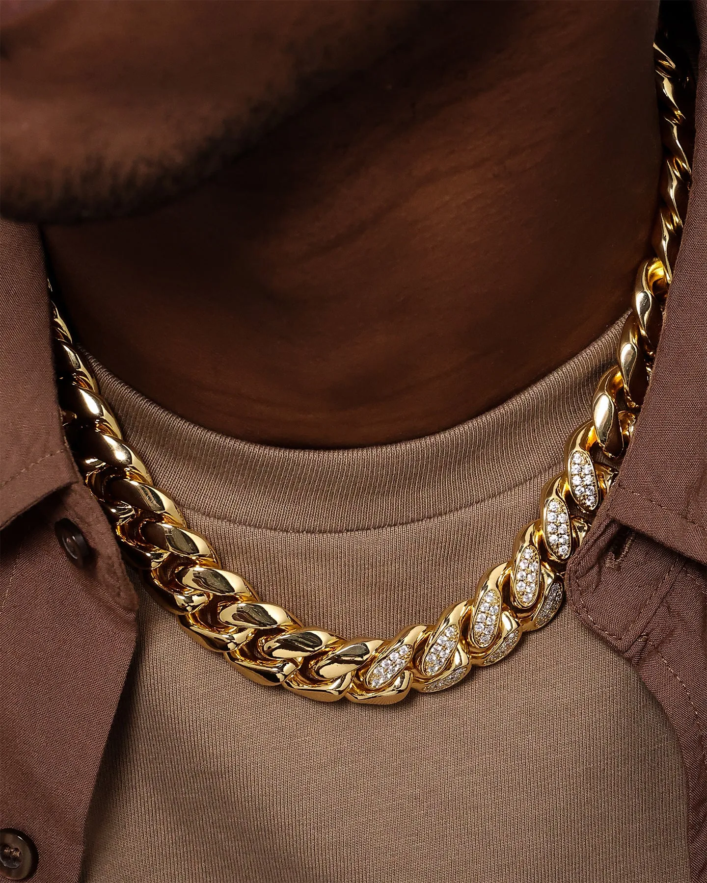 Saint Morta Iced Patch Cuban Necklace Iced Gold