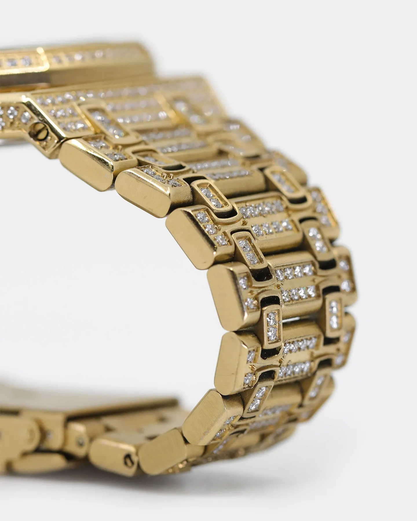 Saint Morta Medio Premierre Watch Iced Gold