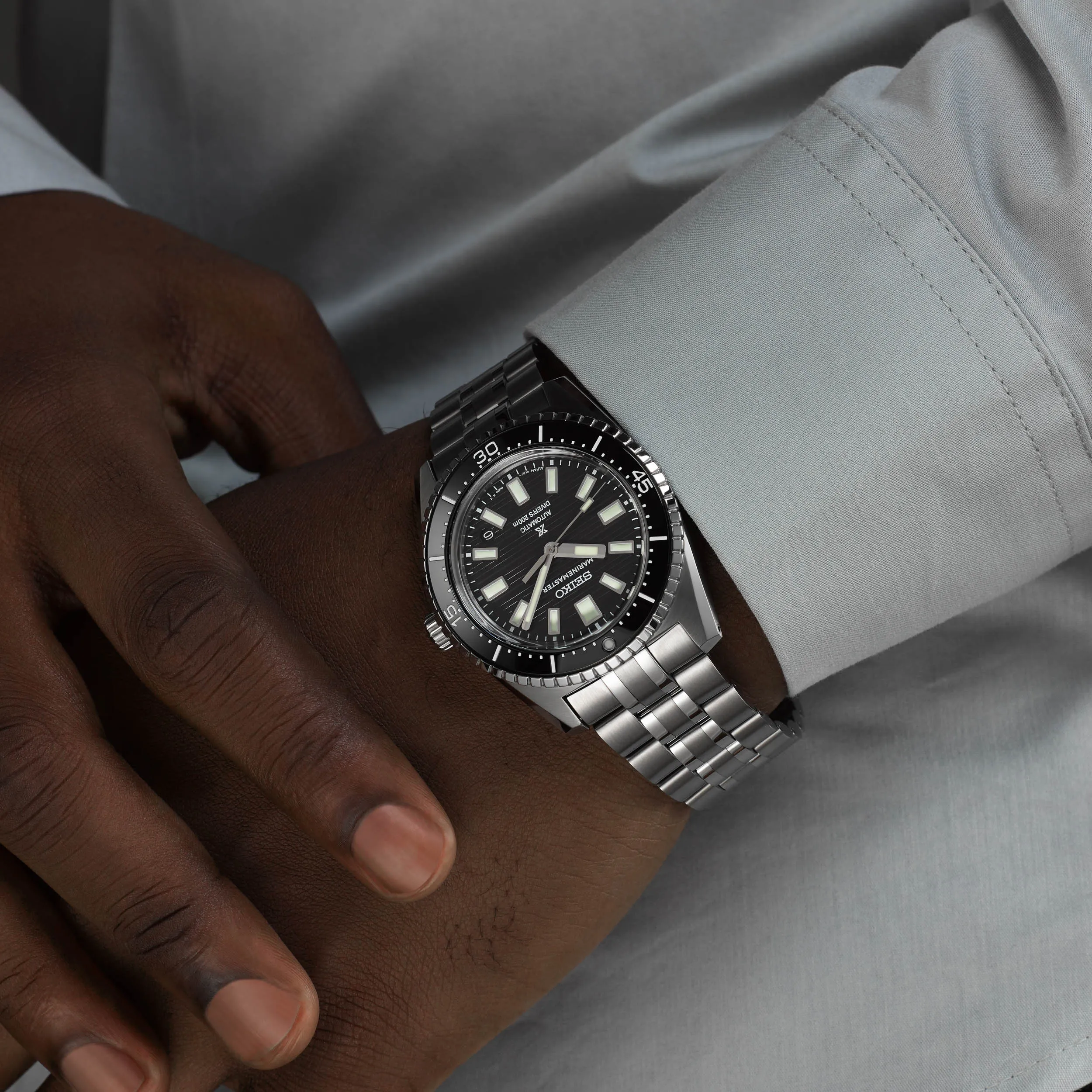 Seiko Prospex Black Dark Water Marinemaster 1965 Reinterpretation Diver Watch