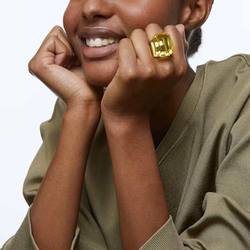 Swarovski Lucent Cocktail Ring