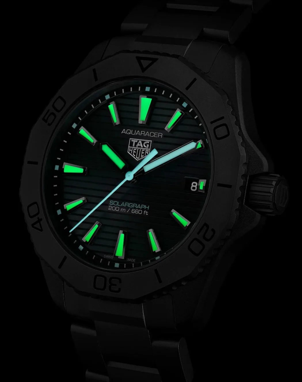 TAG Heuer Aquaracer Professional 200 Solargraph Watch