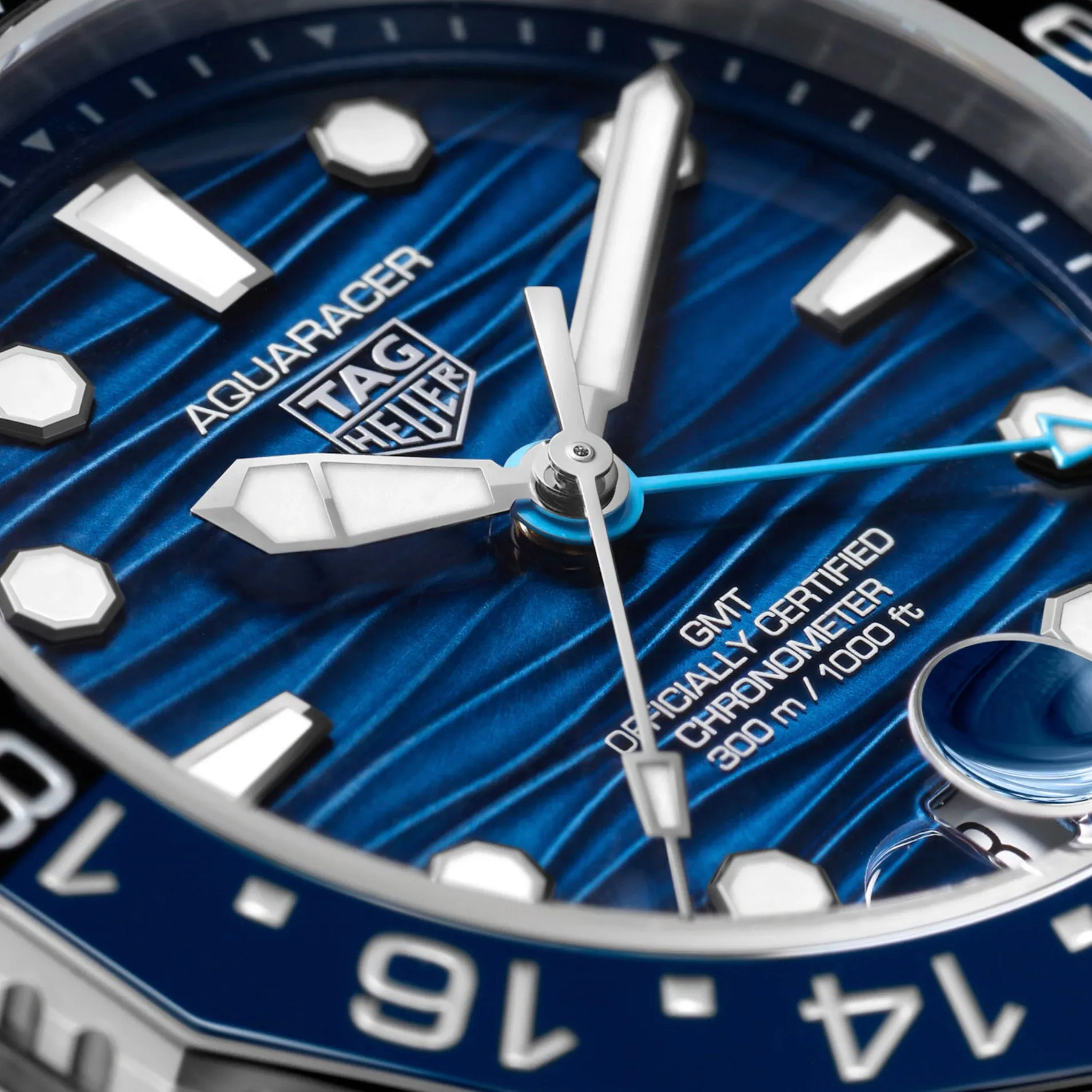Tag Heuer Aquaracer Professional 300 GMT Men's Blue Watch WBP5114.BA0013