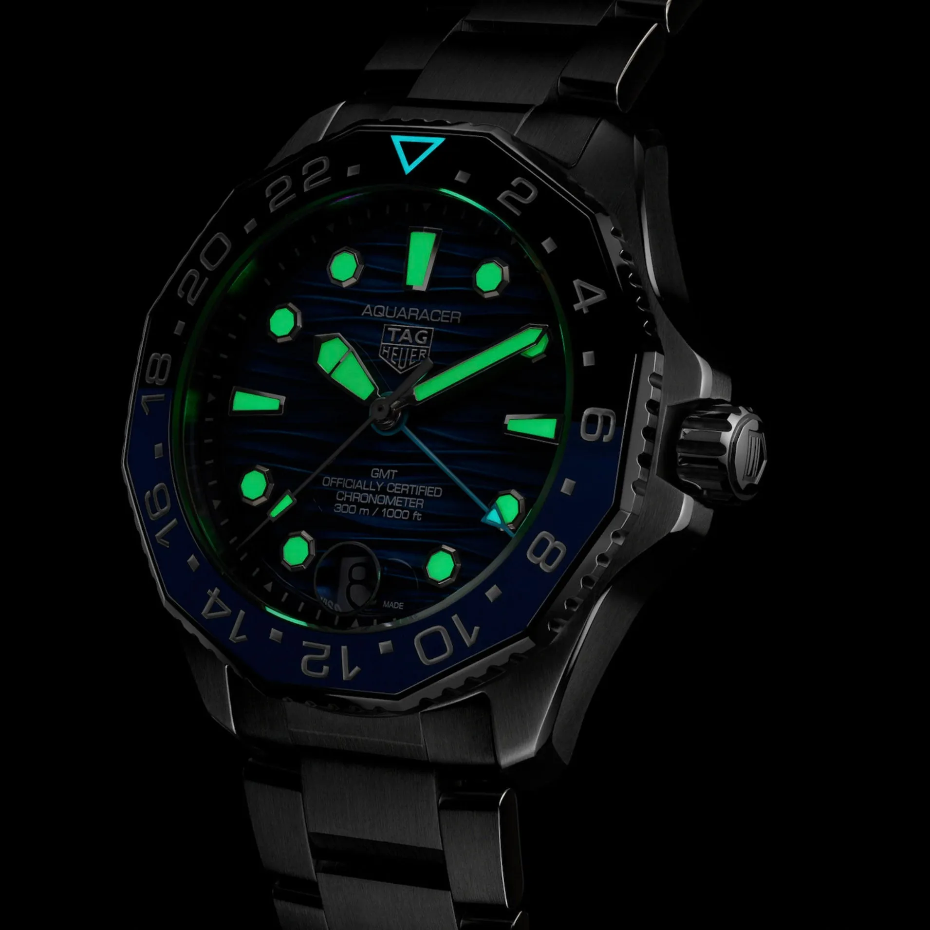 Tag Heuer Aquaracer Professional 300 GMT Men's Blue Watch WBP5114.BA0013
