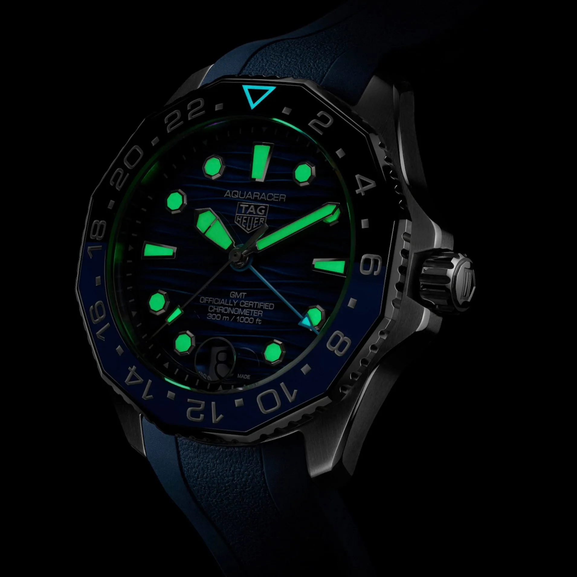 Tag Heuer Aquaracer Professional 300 GMT Men's Blue Watch WBP5114.FT6259