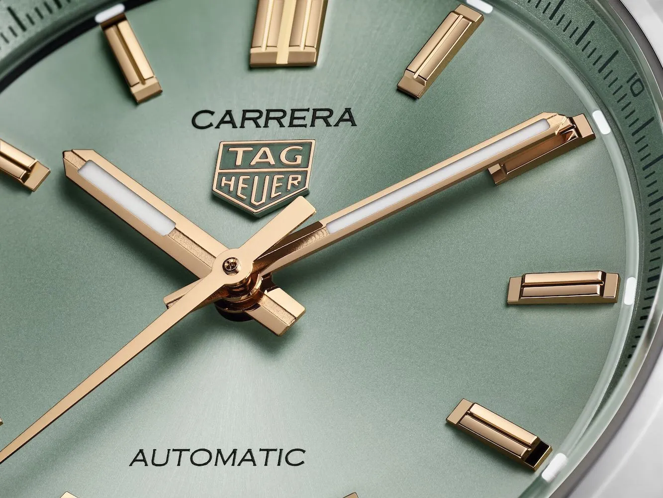TAG Heuer Carrera Date Watch