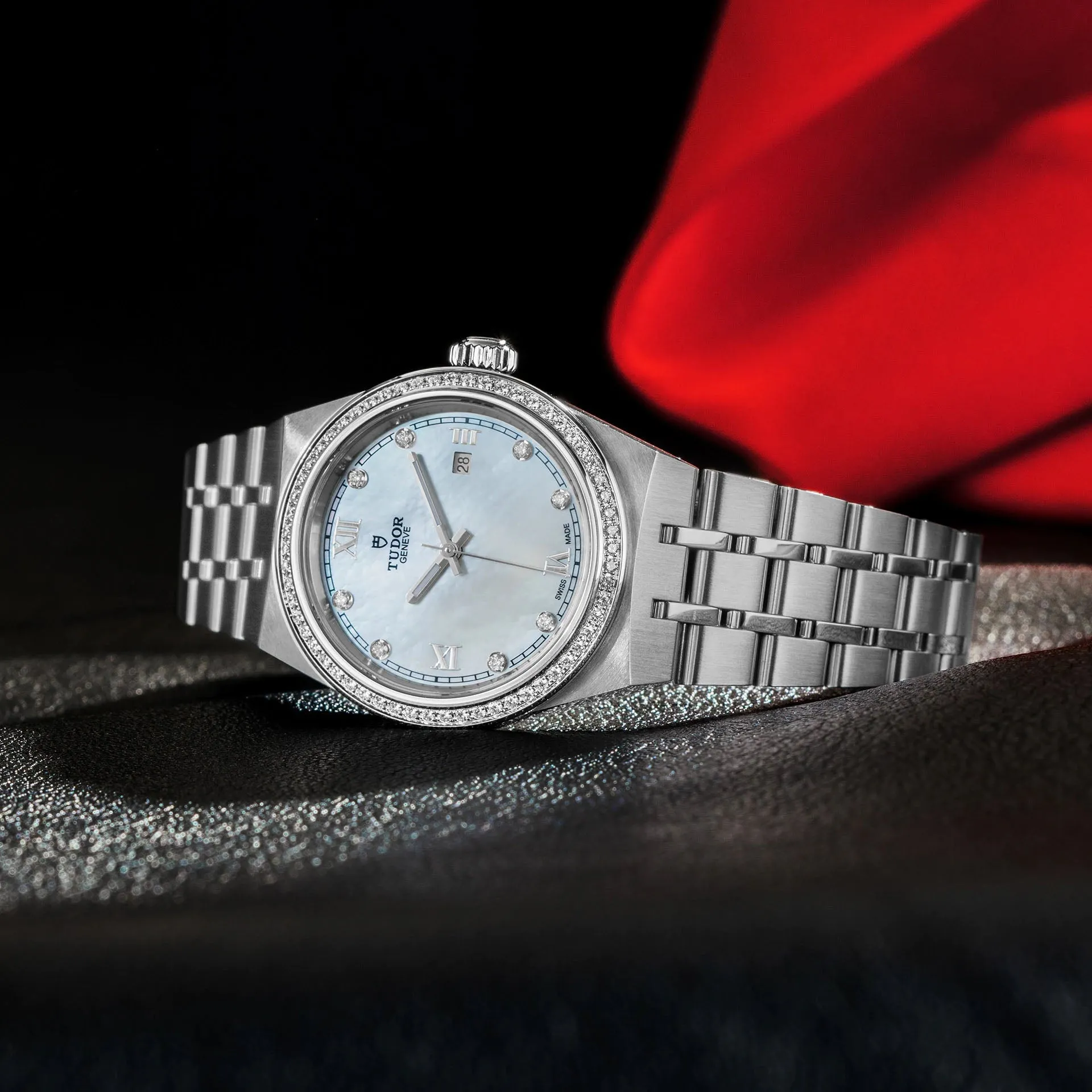 TUDOR Royal 28 Watch