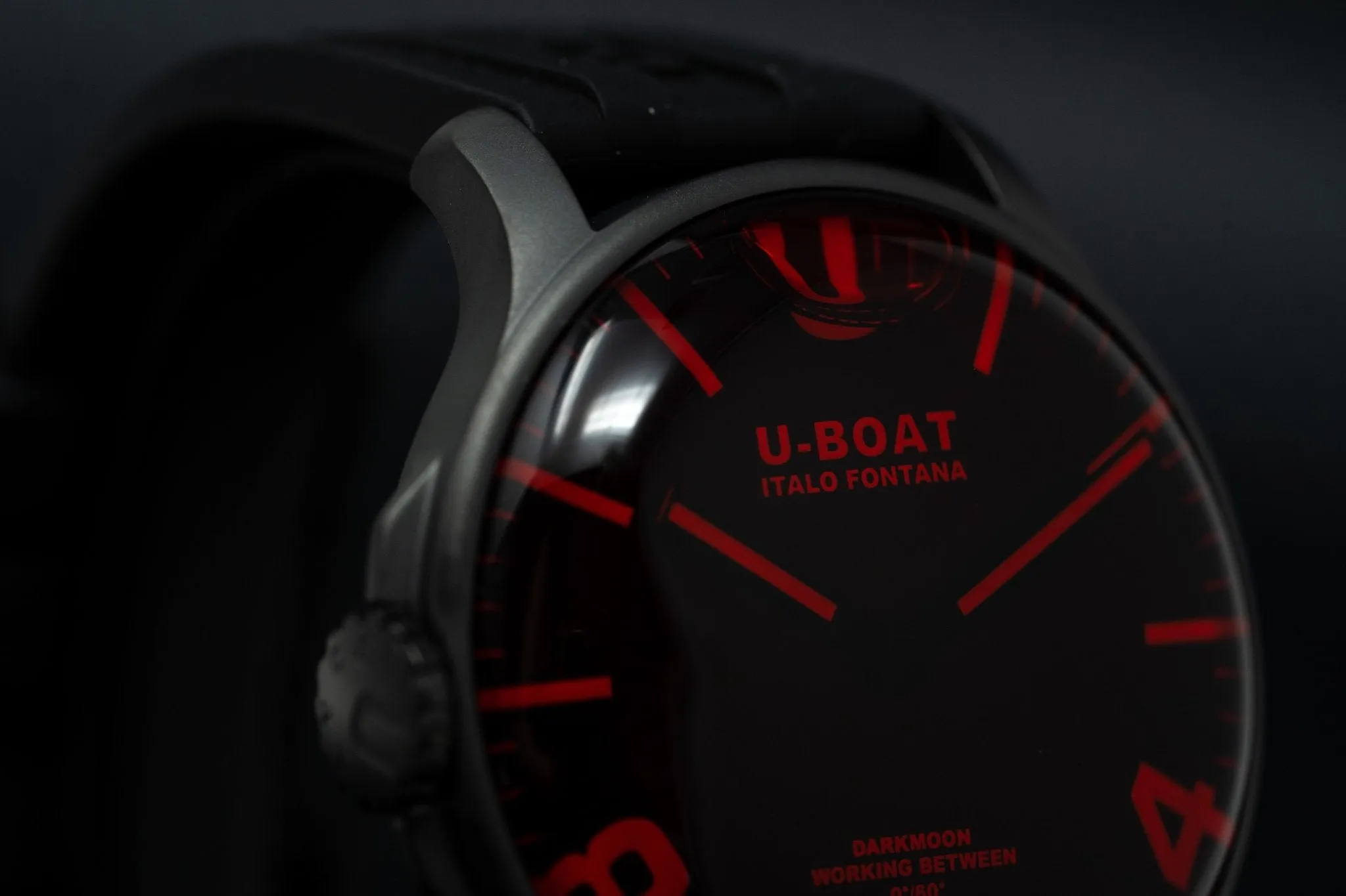 U-Boat Watch Darkmoon 44 Red 8466