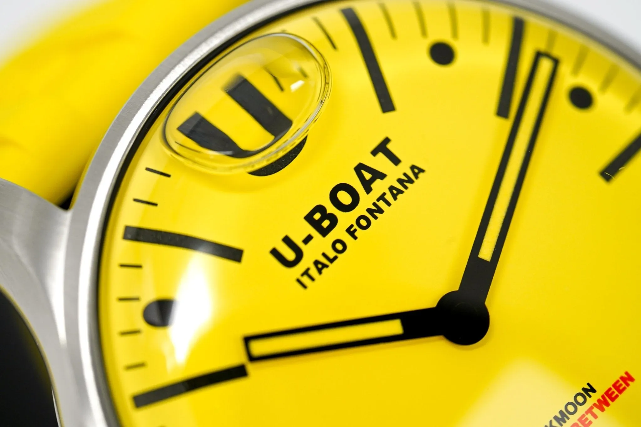 U-Boat Watch Darkmoon 44 Yellow 8964