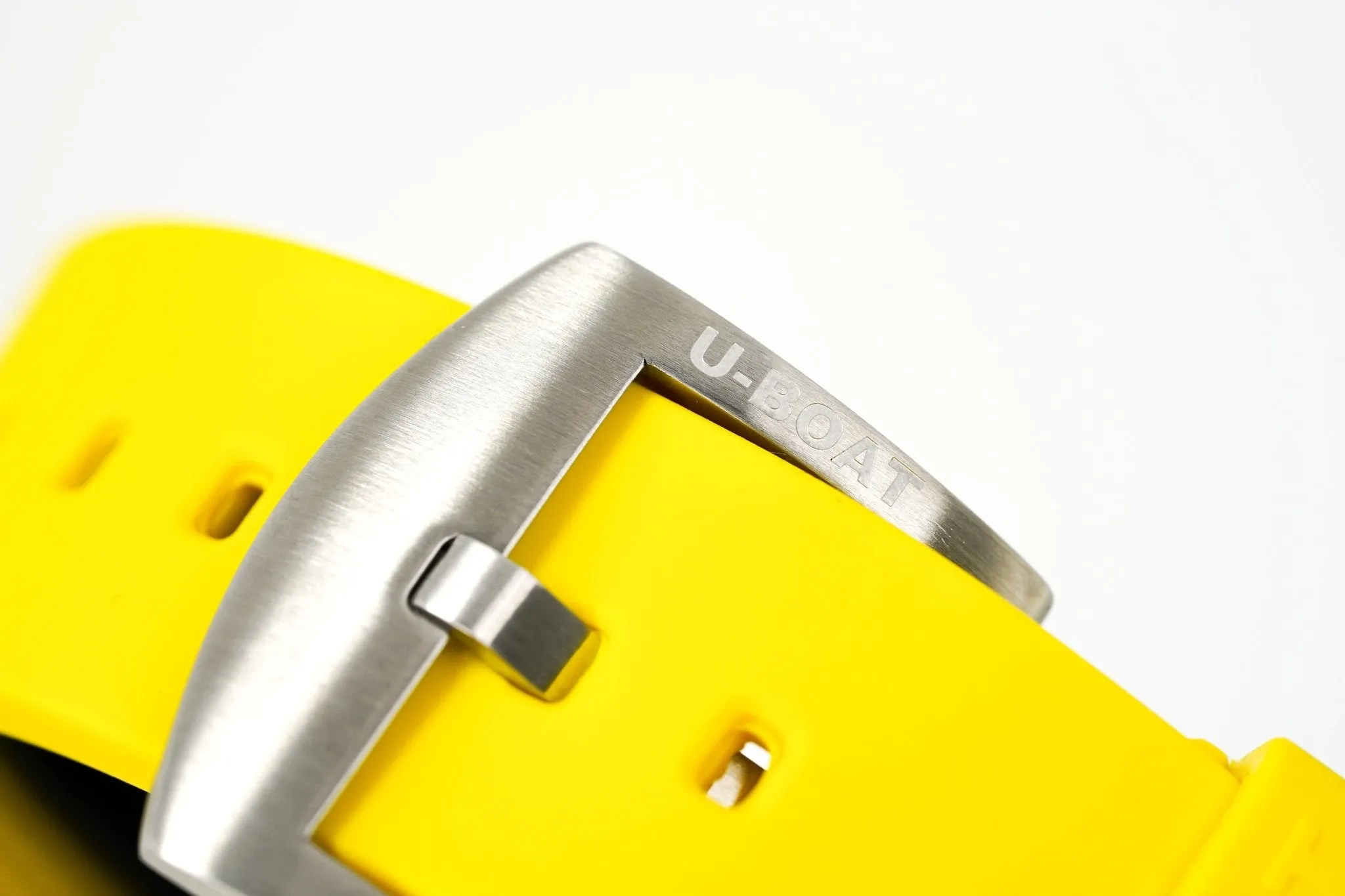 U-Boat Watch Darkmoon 44 Yellow 8964