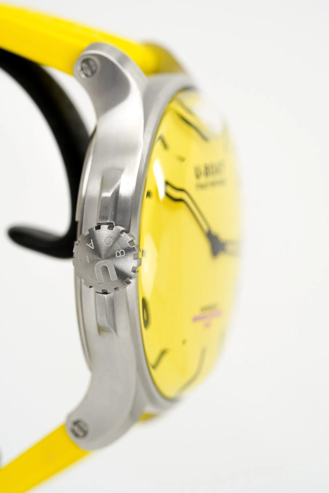 U-Boat Watch Darkmoon 44 Yellow 8964