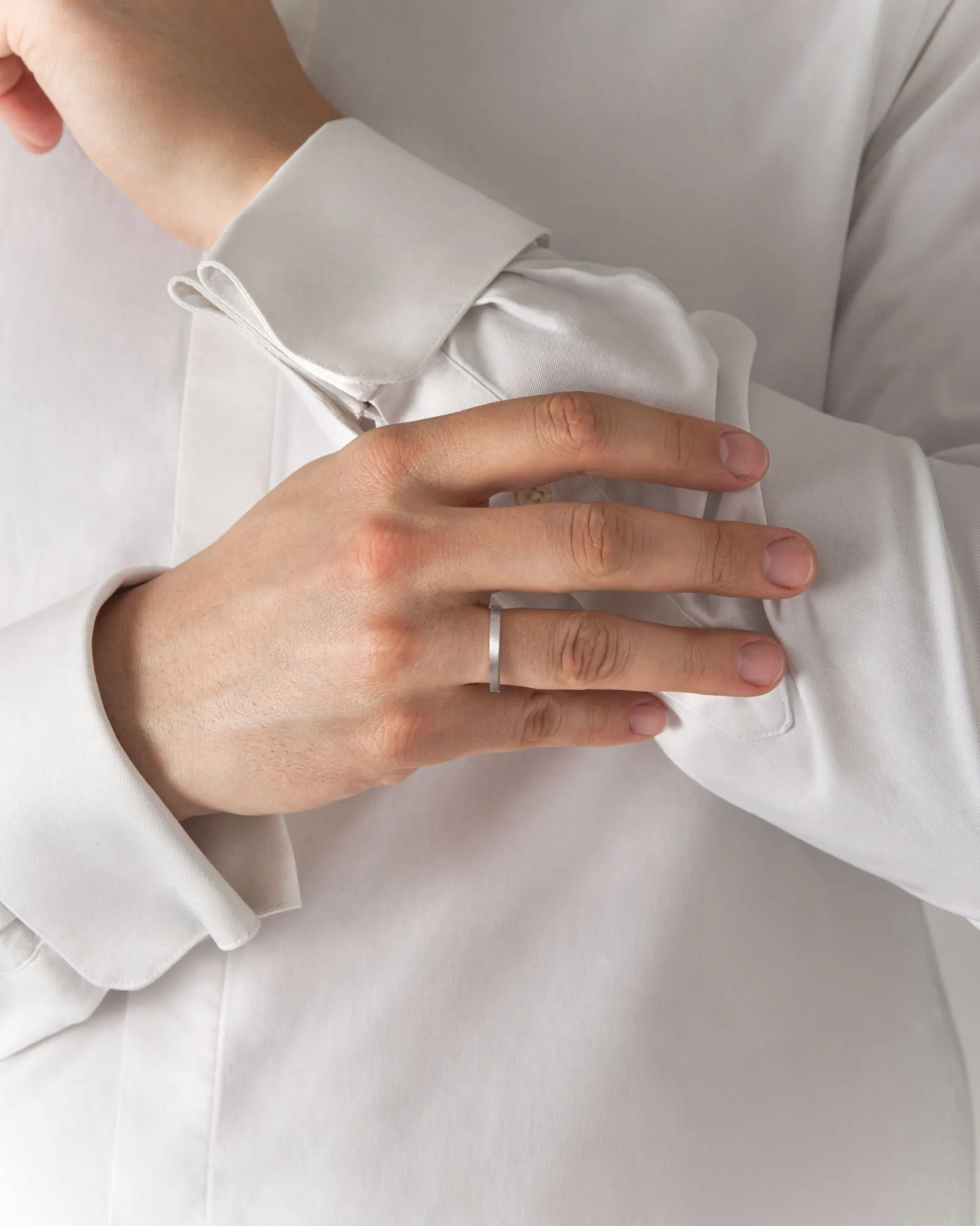 Unisex I Matt 18K Whitegold Ring
