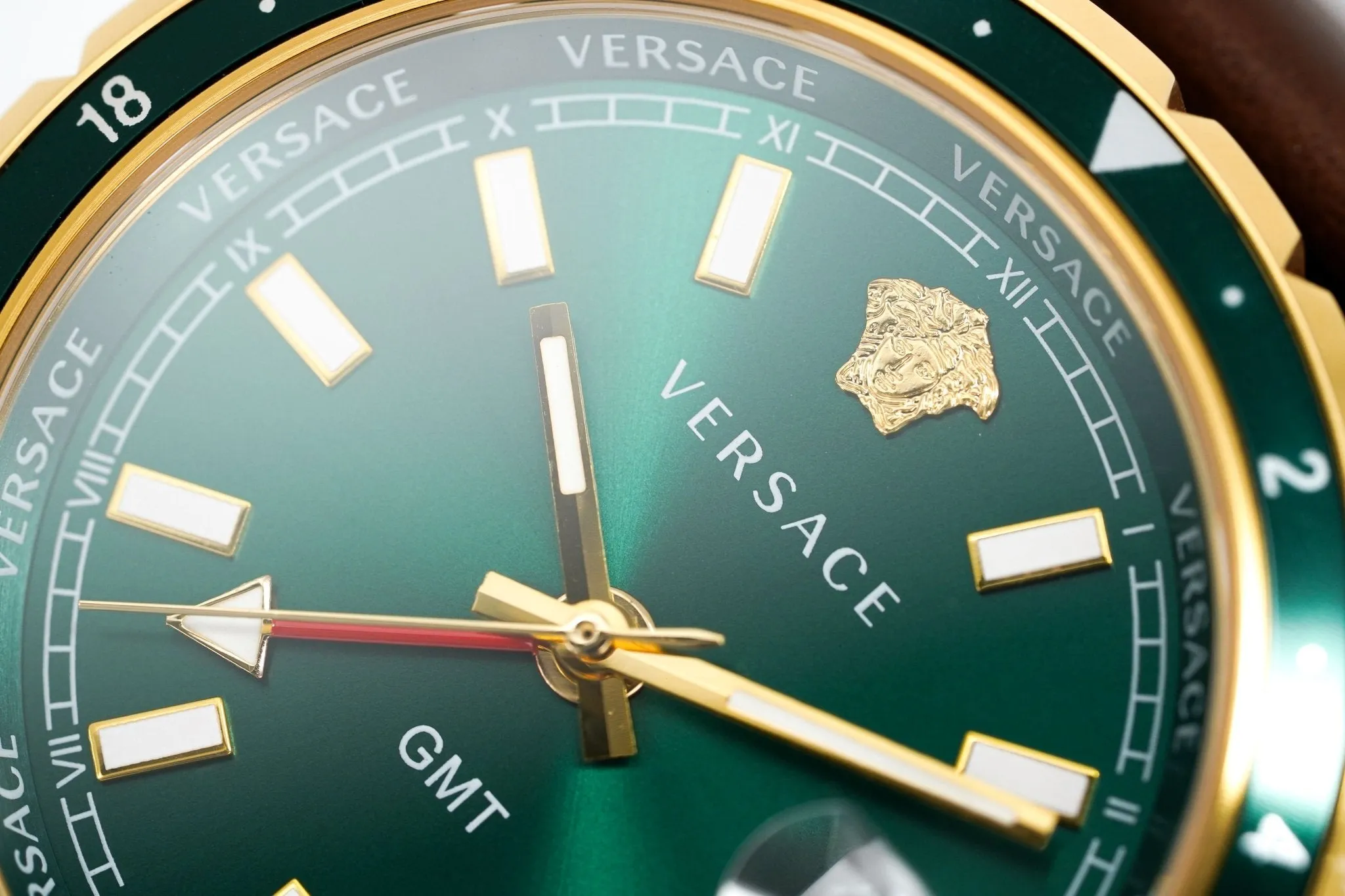 Versace Men's Watch Hellenyium GMT Green Leather V11090017