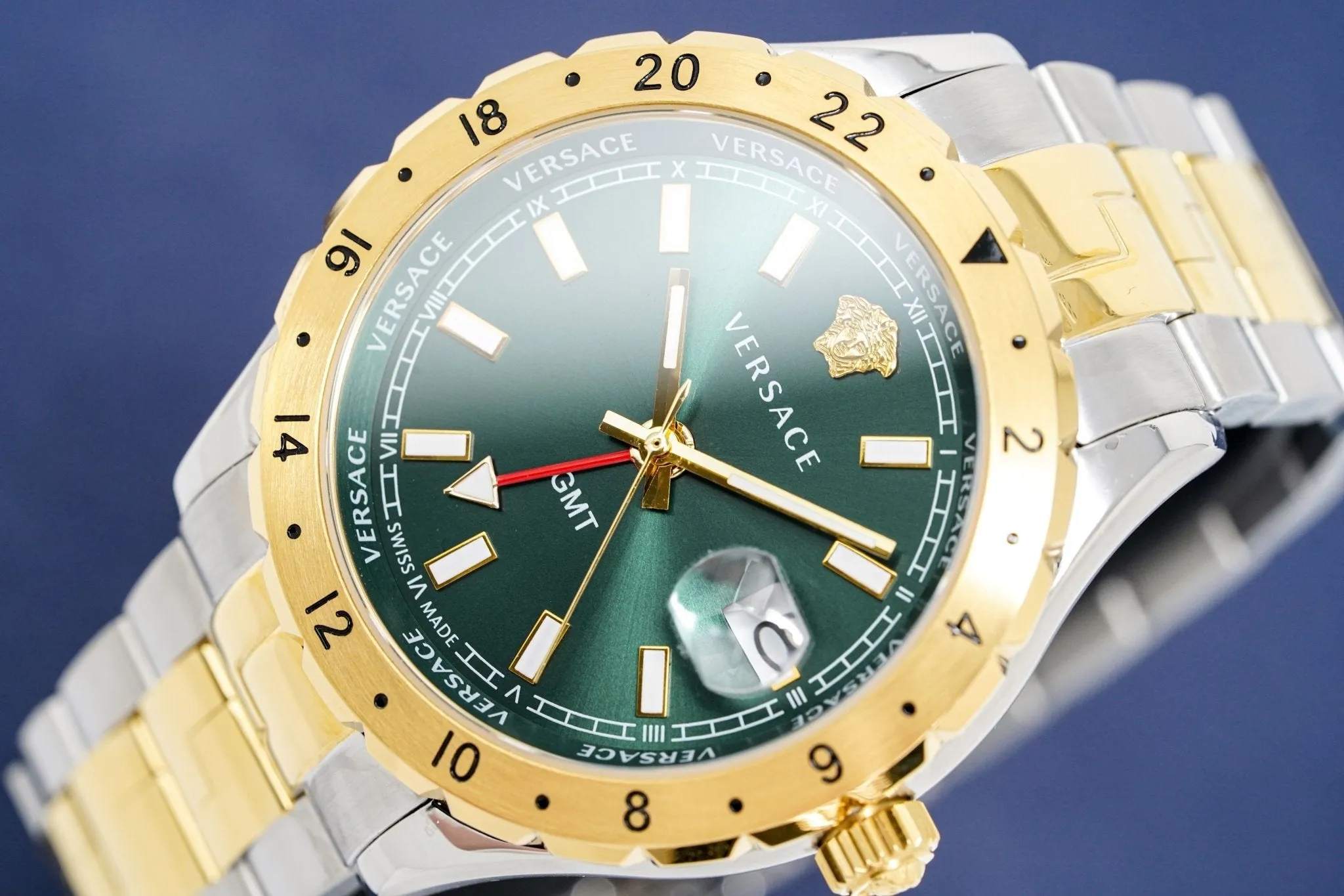 Versace Men's Watch Hellenyium GMT Two-Tone Green V11050015