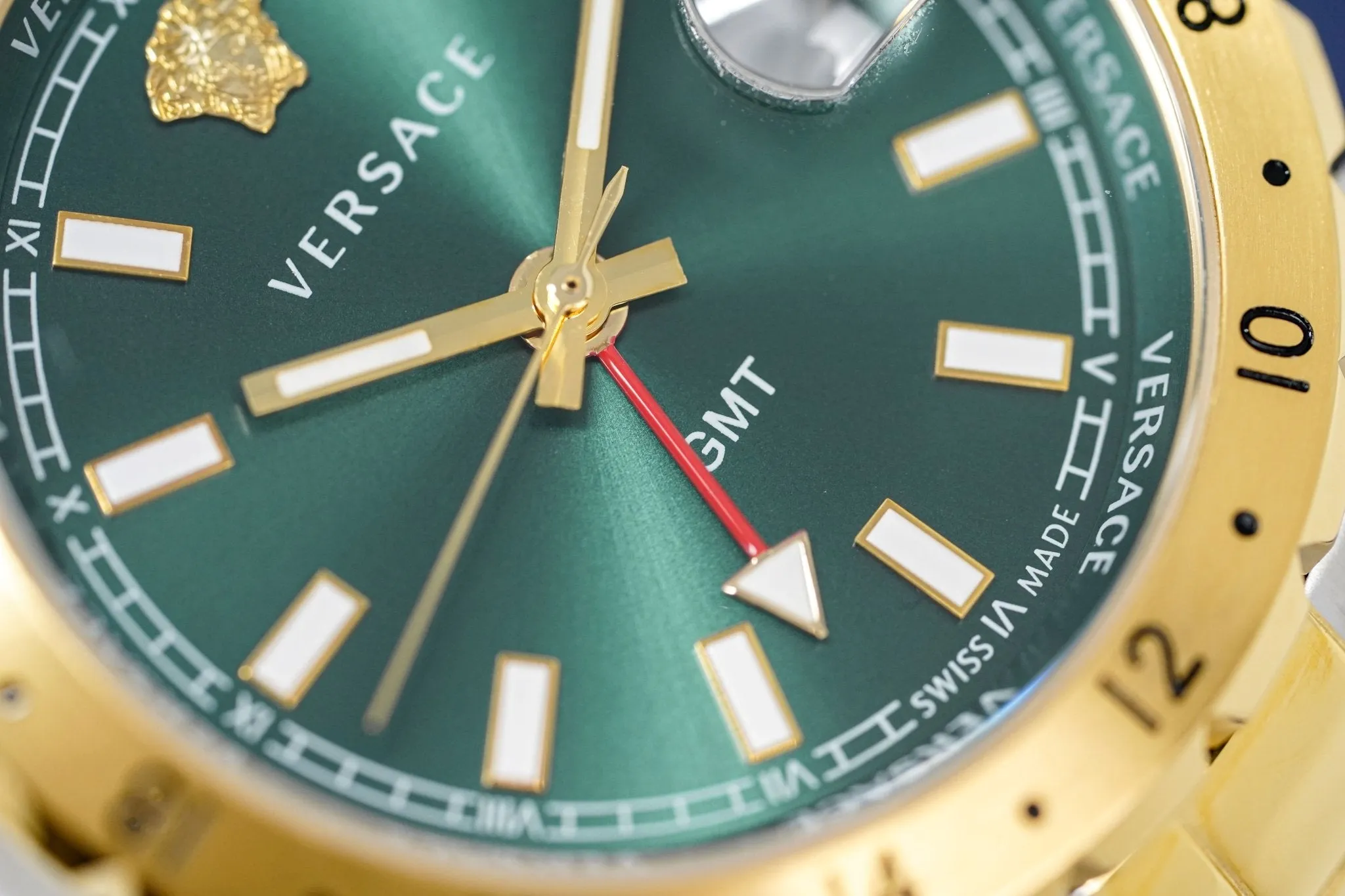 Versace Men's Watch Hellenyium GMT Two-Tone Green V11050015