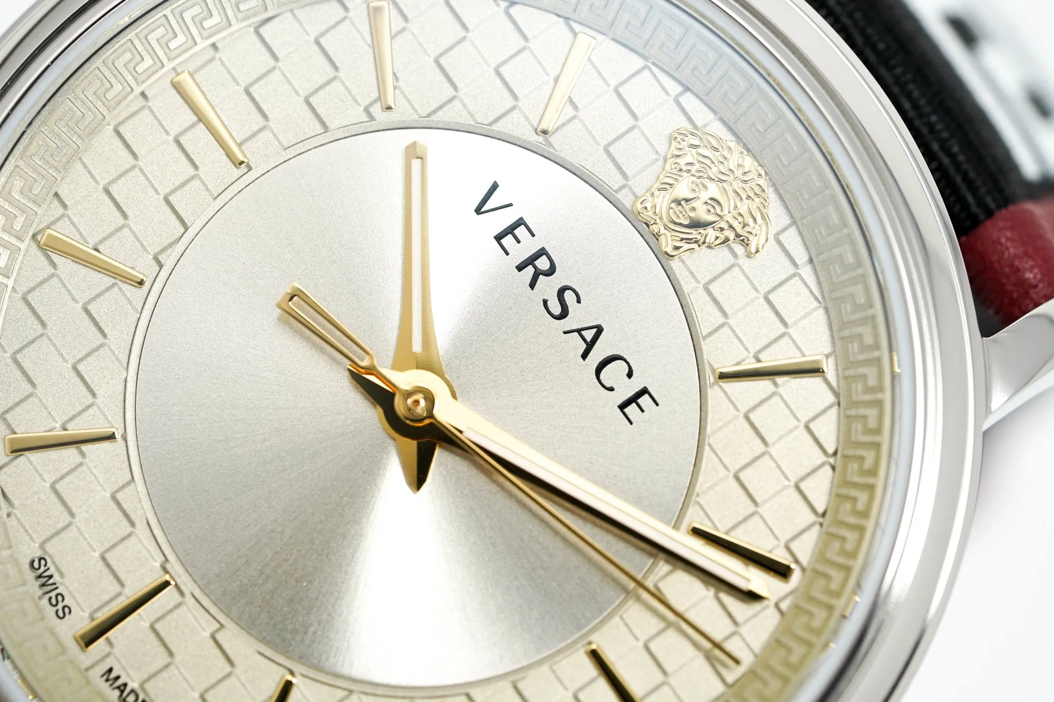 Versace Men's Watch V-Circle Silver Black VE5A01421