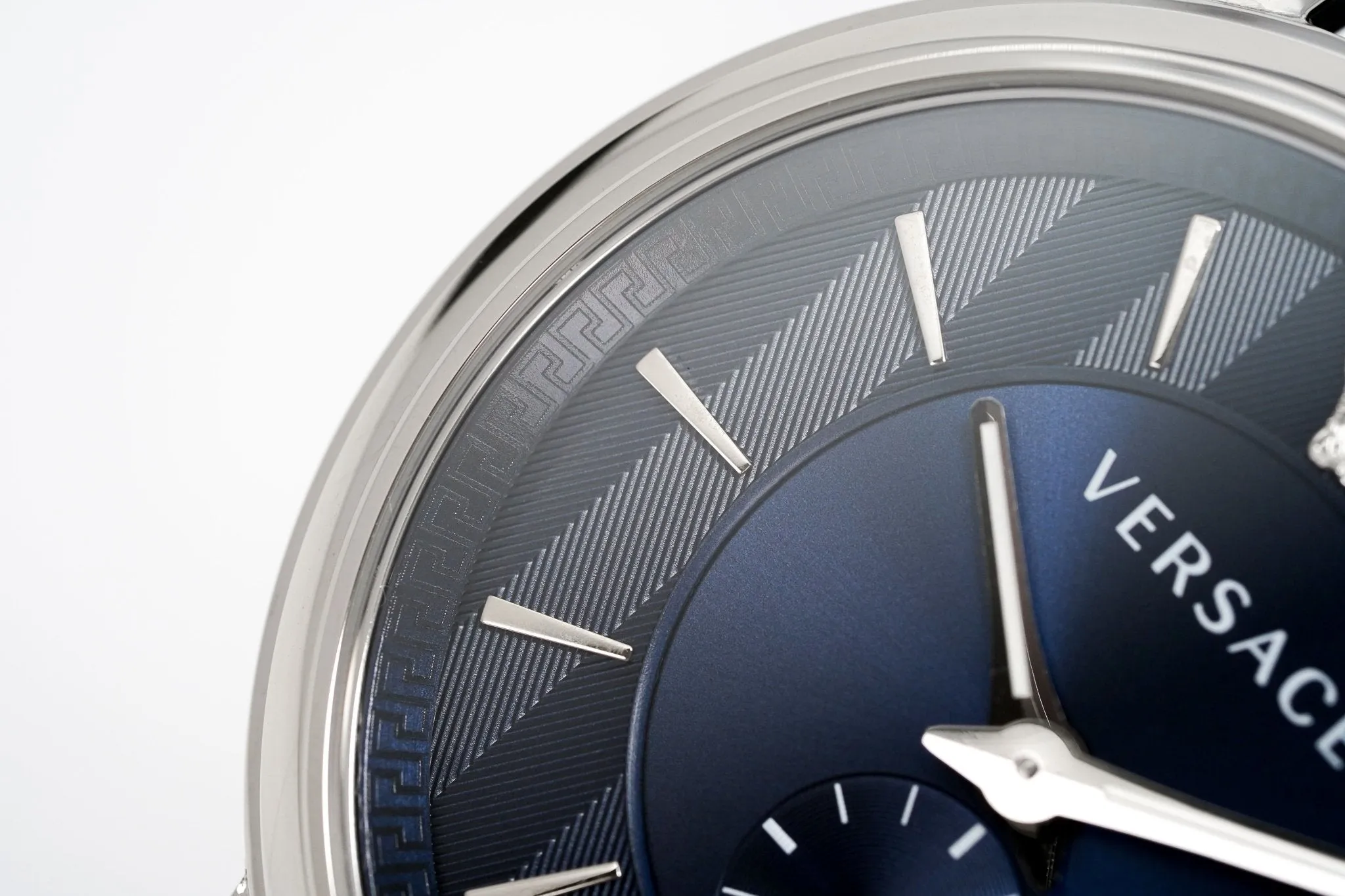 Versace Men's Watch V-Circle Small Seconds Blue VBQ010017